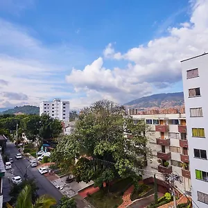  Hotel Pass, Laureles